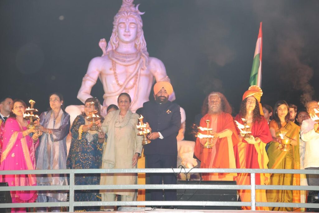 ऋषिकेश अंतरराष्ट्रीय योग महोत्सव 2026 international yoga festival parmarth niketan rishikesh yoga festival governor gurmeet singh